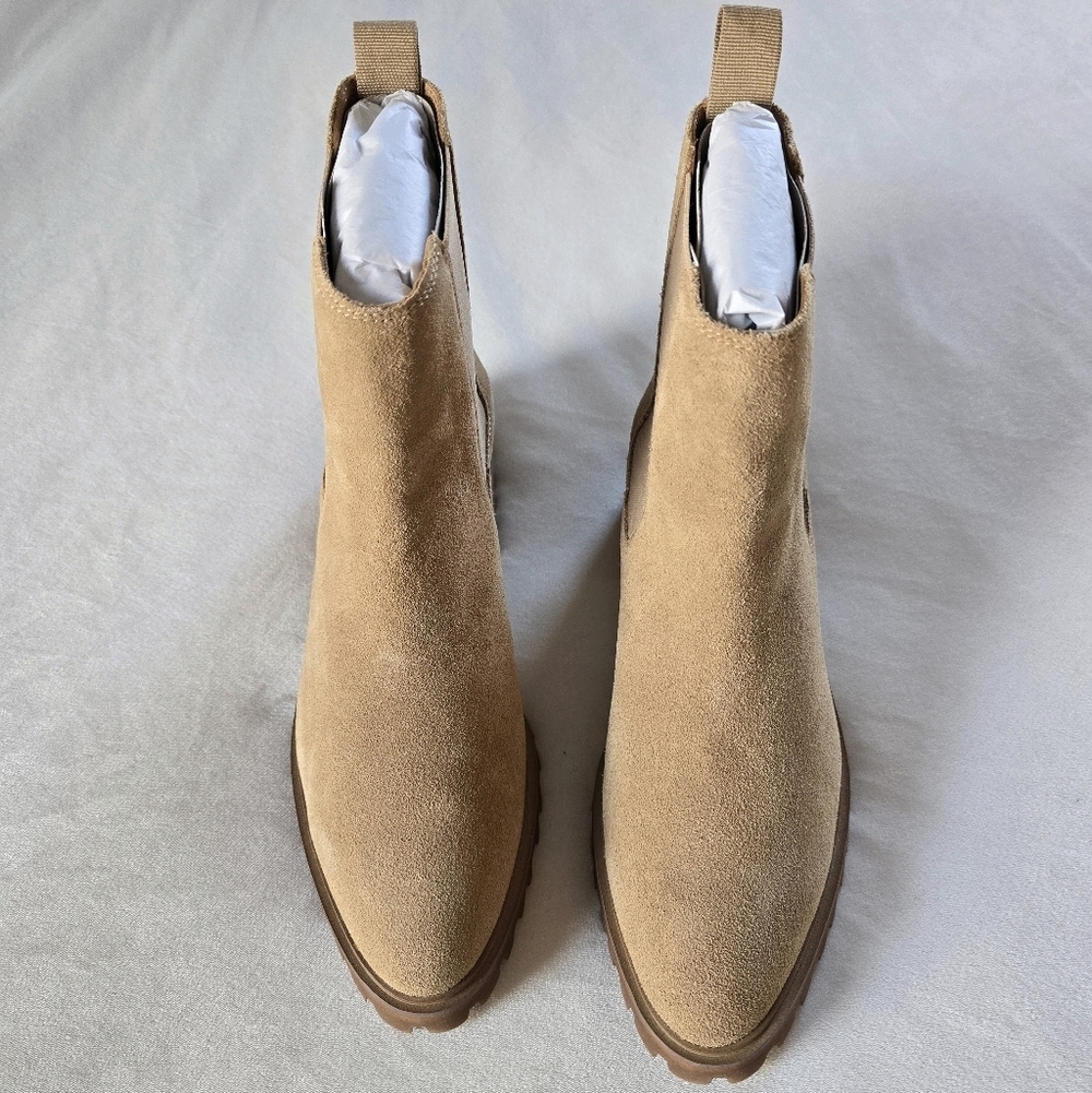 Quince▪️Italian Leather Suede Chelsea Boots in Desert - Picture 4 of 16